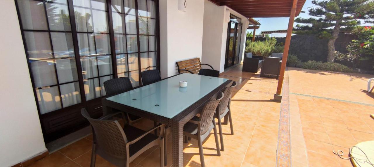 Villa Celeste Playa Blanca  Exteriör bild
