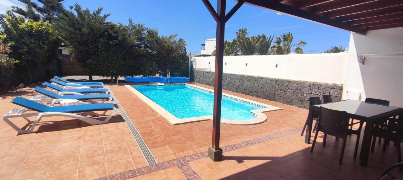 Villa Celeste Playa Blanca  Exteriör bild