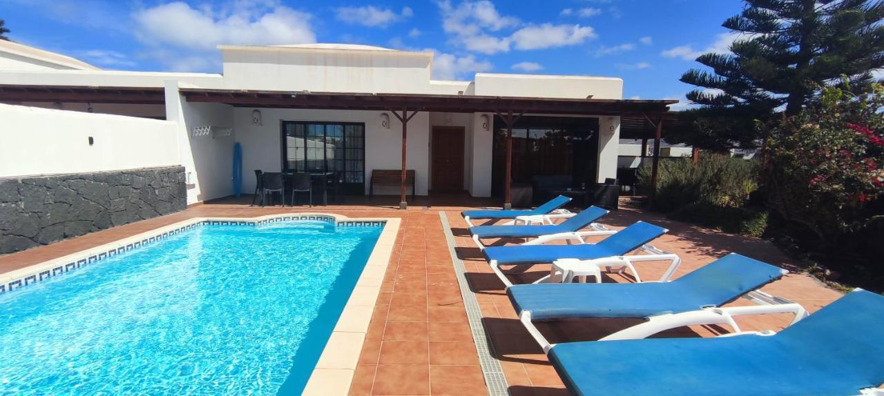Villa Celeste Playa Blanca  Exteriör bild