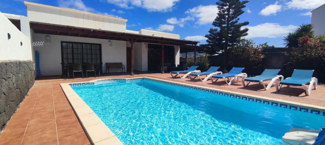 Villa Celeste Playa Blanca  Exteriör bild